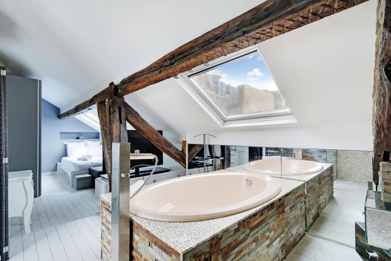 Pick A Flat'S Apartments In Le Marais - Rue Saint Merri Париж Екстериор снимка