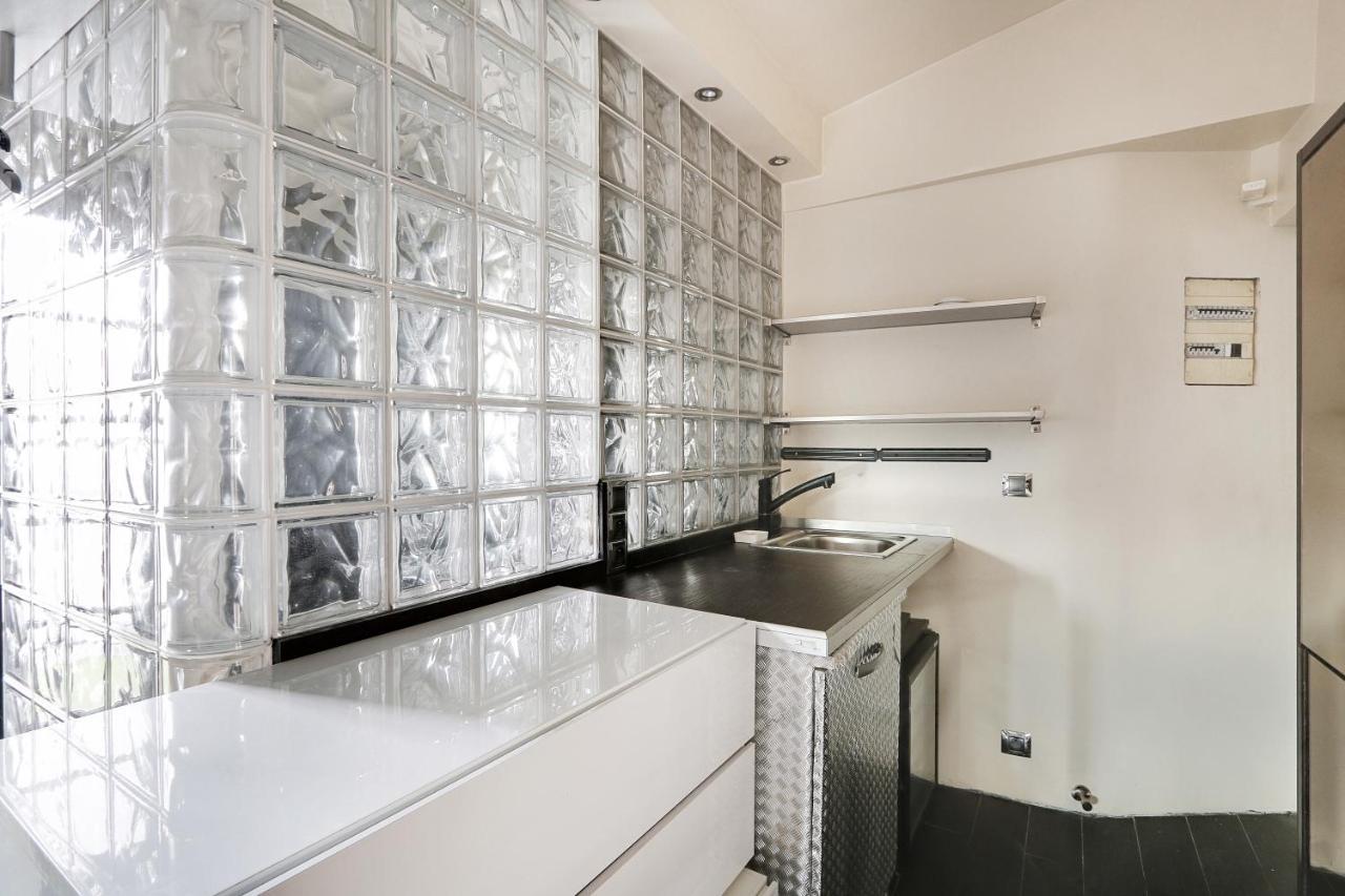 Pick A Flat'S Apartments In Le Marais - Rue Saint Merri Париж Екстериор снимка
